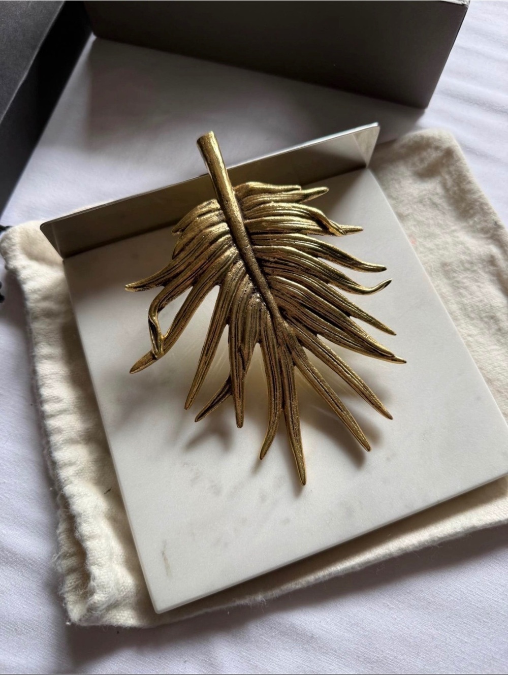 MICHAEL ARAM Palm Napkin Holder Marble Gold Leaf 174907 New